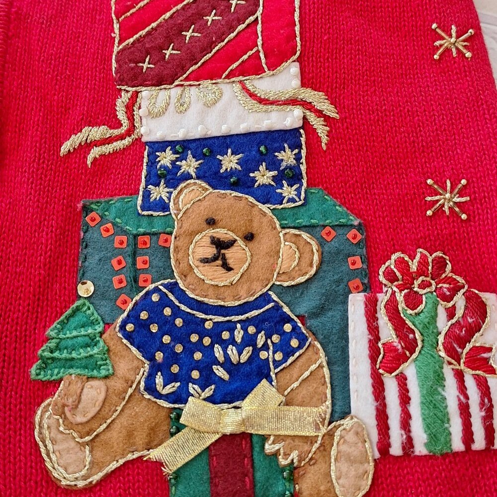 Heirloom Collectibles women's vintage Christmas sweater vest. - Picture 5 of 8